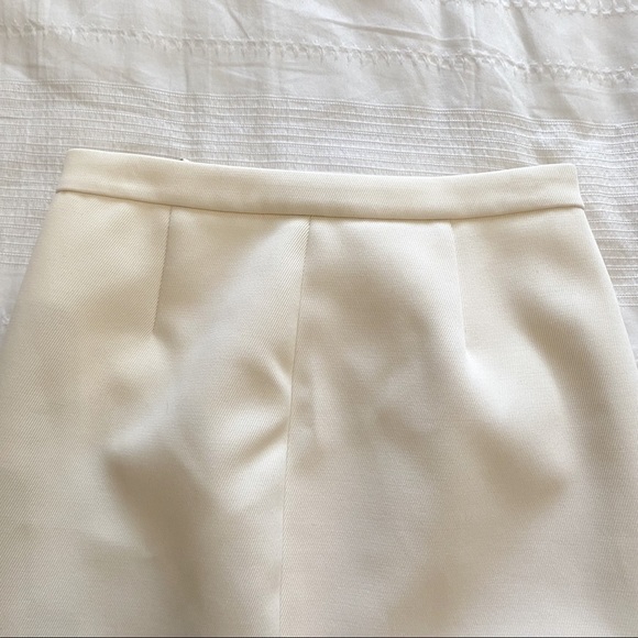 J CREW PETITE CREAM ASYMMETRICAL FRONT ZIPPER RIBBED PENCIL SKIRT - 4P - Picture 12 of 12
